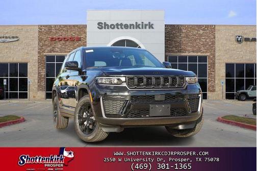 Diamond Black Crystal Pearlcoat 2026 Jeep Grand Cherokee Altitude