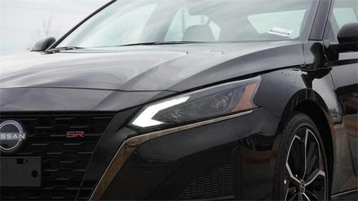 2024 Nissan Altima SR FWD