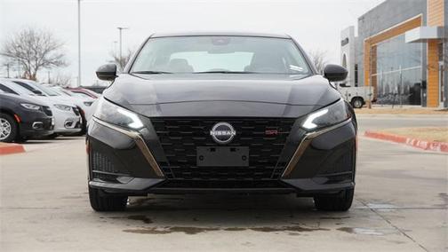 2024 Nissan Altima SR FWD