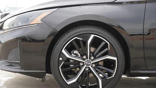 2024 Nissan Altima SR FWD