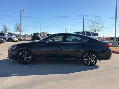 2024 Nissan Altima SR FWD