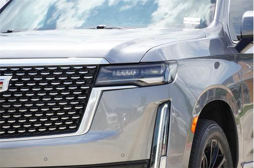 2022 Cadillac Escalade Luxury