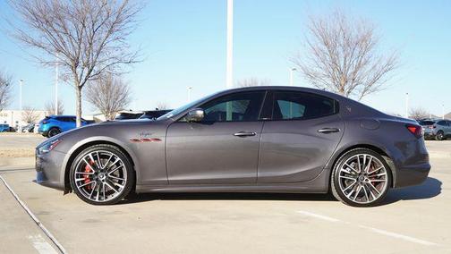 2023 Maserati Ghibli Trofeo