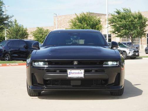 Diamond Black Crystal Pearlcoat 2026 Dodge Charger R/T