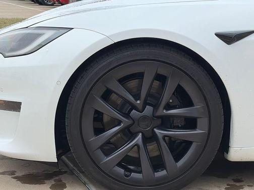 2022 Tesla Model S Base