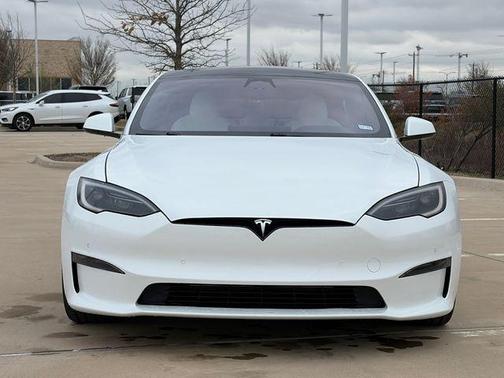 2022 Tesla Model S Base