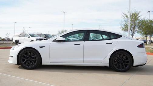 2022 Tesla Model S Base