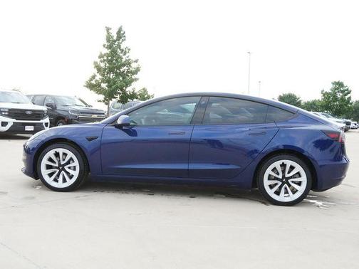 Deep Blue Metallic 2023 Tesla Model 3 Standard Range