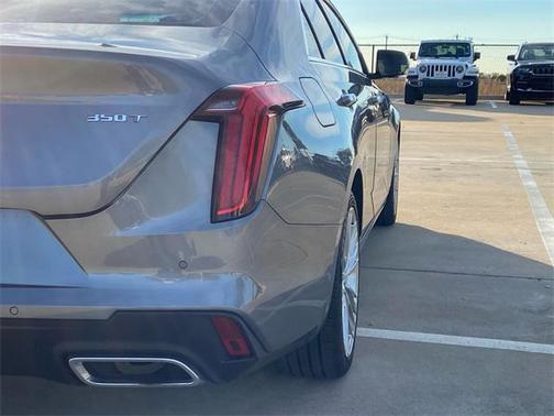 2022 Cadillac CT4 Premium Luxury