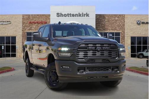 2025 RAM 2500 Tradesman Crew Cab 4x4 6'4' Box