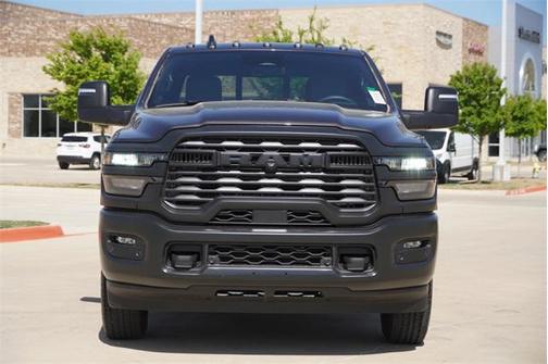 2025 RAM 2500 Tradesman Crew Cab 4x4 6'4' Box