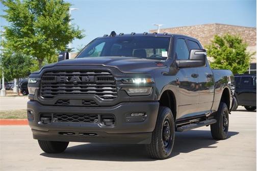 2025 RAM 2500 Tradesman Crew Cab 4x4 6'4' Box