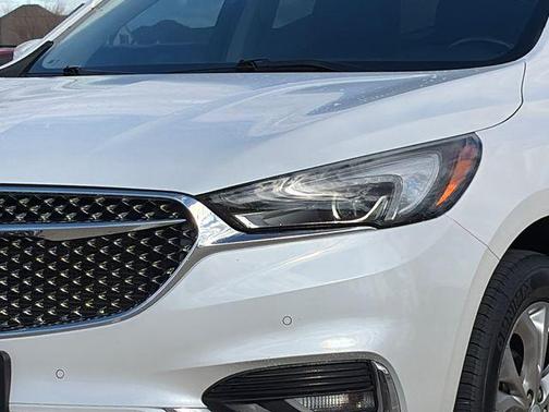 White Frost Tricoat 2020 Buick Enclave FWD Avenir