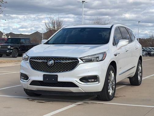 White Frost Tricoat 2020 Buick Enclave FWD Avenir