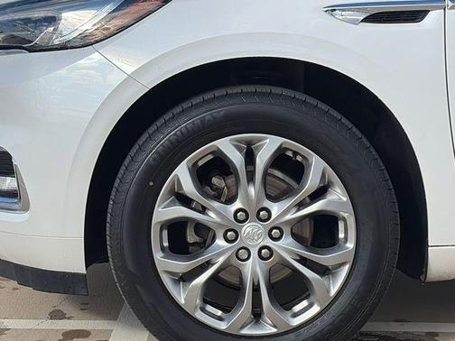 White Frost Tricoat 2020 Buick Enclave FWD Avenir