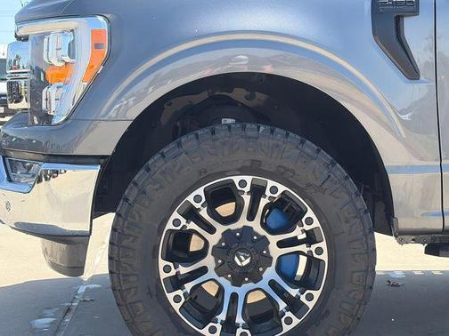 Carbonized Gray Metallic 2022 Ford F-150 Lariat