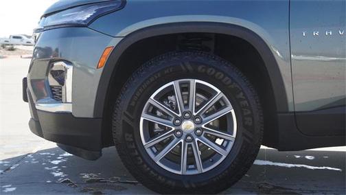 2022 Chevrolet Traverse LT Cloth