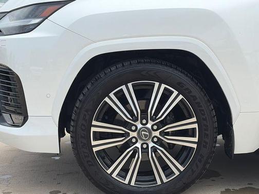 White Pearl 2025 Lexus LX 700h 700h Luxury