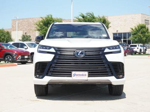 White Pearl 2025 Lexus LX 700h Luxury