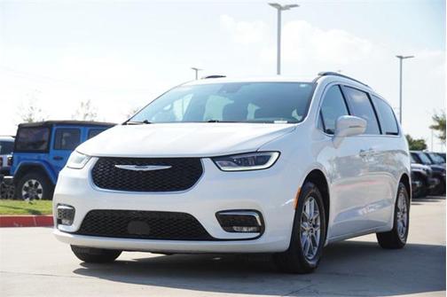 2022 Chrysler Pacifica Touring