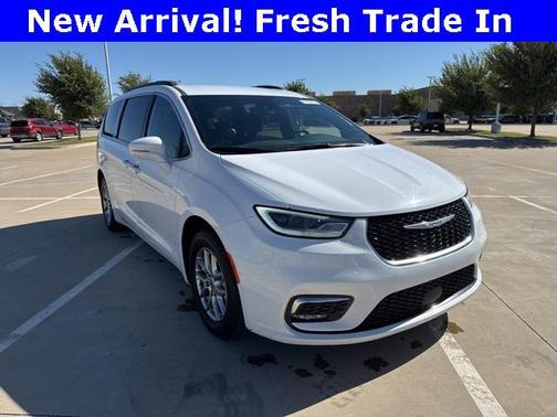 2022 Chrysler Pacifica Touring