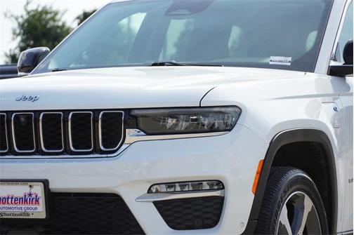 2023 Jeep Grand Cherokee 4xe Base