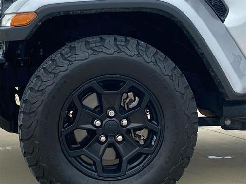 2021 Jeep Gladiator Willys 4x4