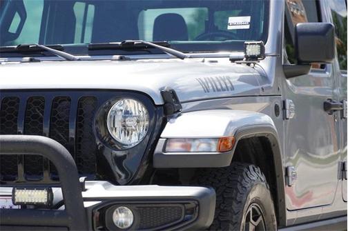 2021 Jeep Gladiator Willys 4x4