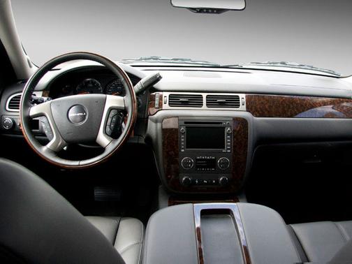 2010 GMC Yukon XL Denali