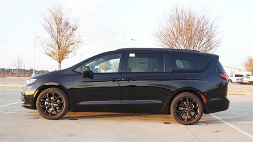 2026 Chrysler Pacifica Limited