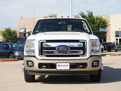 White Platinum Clearcoat Metallic 2013 Ford F-350 King Ranch