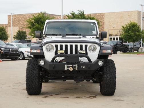 Bright White Clearcoat 2020 Jeep Wrangler Sport S