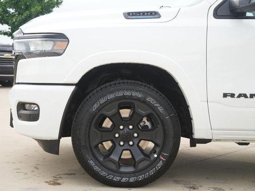 Bright White Clearcoat 2026 RAM 1500 Big Horn/Lone Star