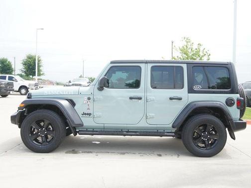 Earl Clearcoat 2023 Jeep Wrangler Sport