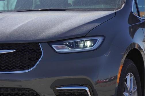 2025 Chrysler Pacifica L