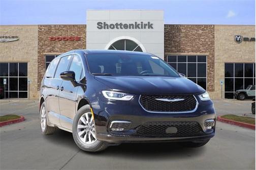 2025 Chrysler Pacifica Hybrid Select