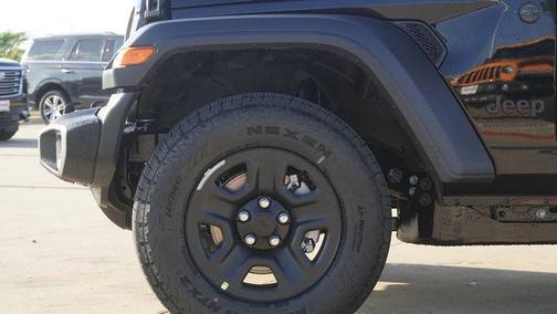 Black Clearcoat 2026 Jeep Wrangler Sport