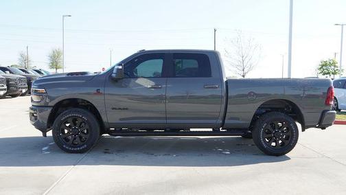 Ceramic White 2026 RAM 2500 Laramie Crew Cab 4x4 6'4' Box