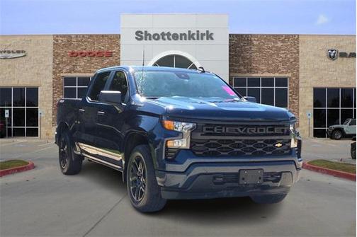2023 Chevrolet Silverado 1500 Custom