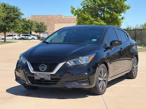 Super Black 2021 Nissan Versa 1.6 SV