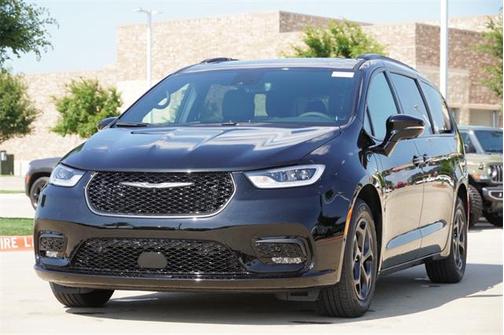 2025 Chrysler Pacifica Hybrid Premium S Appearance Pkg
