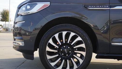2023 Lincoln Navigator Black Label