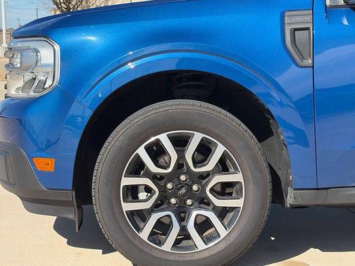 2023 Ford Maverick Lariat