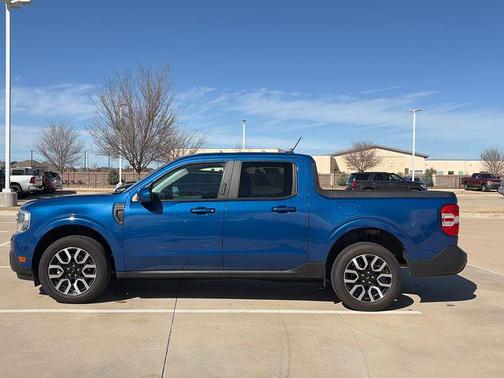 2023 Ford Maverick Lariat