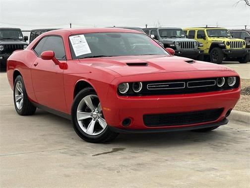 2019 Dodge Challenger SXT
