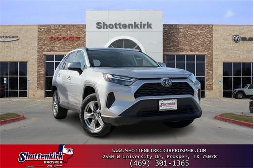 2025 Toyota RAV4 Hybrid XLE