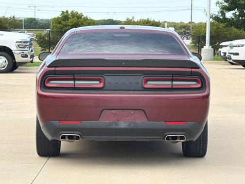 Octane Red Pearlcoat 2023 Dodge Challenger SXT