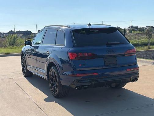 Ascari Blue Metallic 2025 Audi SQ7 4.0T Prestige