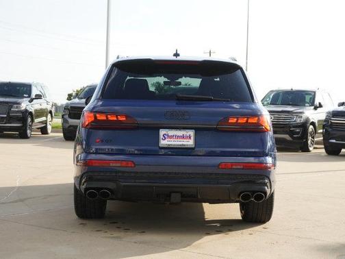 Ascari Blue Metallic 2025 Audi SQ7 4.0T Prestige