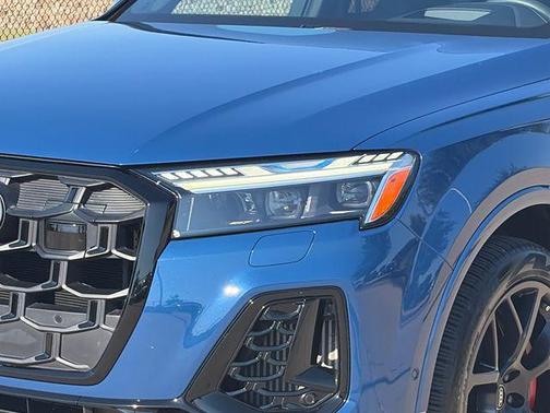 Ascari Blue Metallic 2025 Audi SQ7 4.0T Prestige